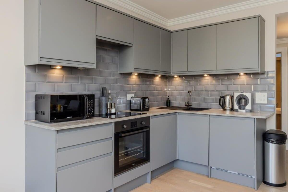 Dragon Suites - Edinburgh City Centre 2 Bed Apartment מראה חיצוני תמונה